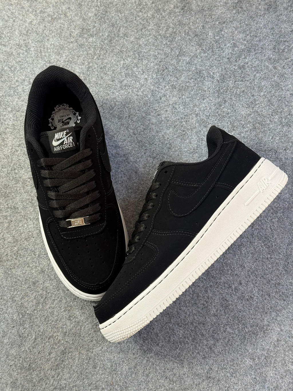 Air Force One Premium Preto/Nobuck