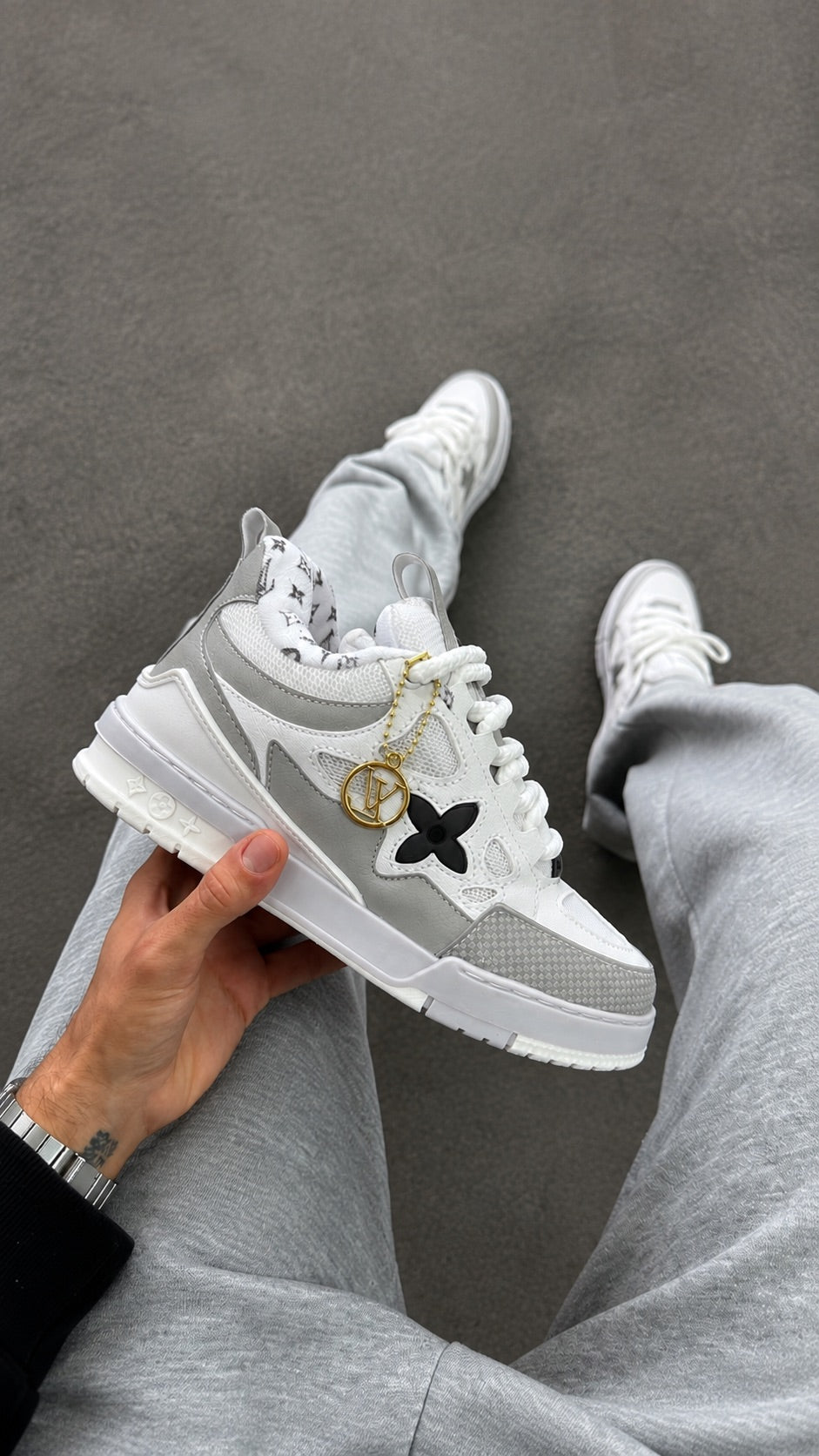 LV Skate Cinza/Branco