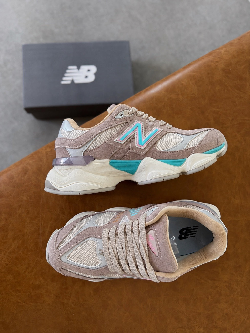 NB 9060 Cappuccino Blue