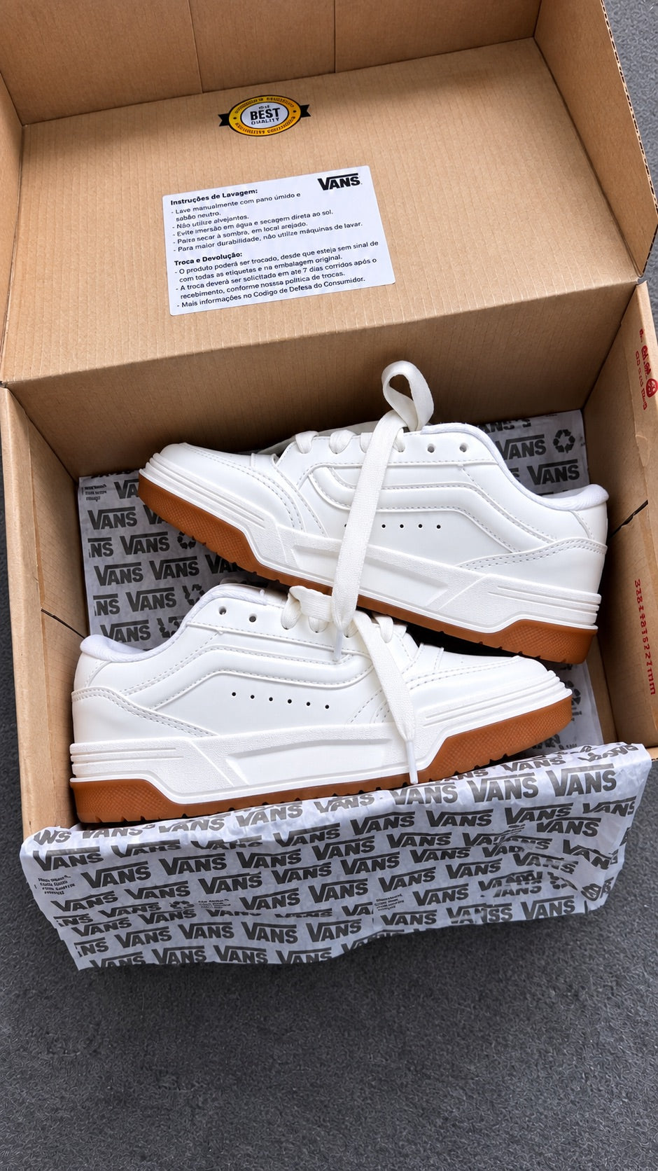 Vans Hylane Branco/Caramelo
