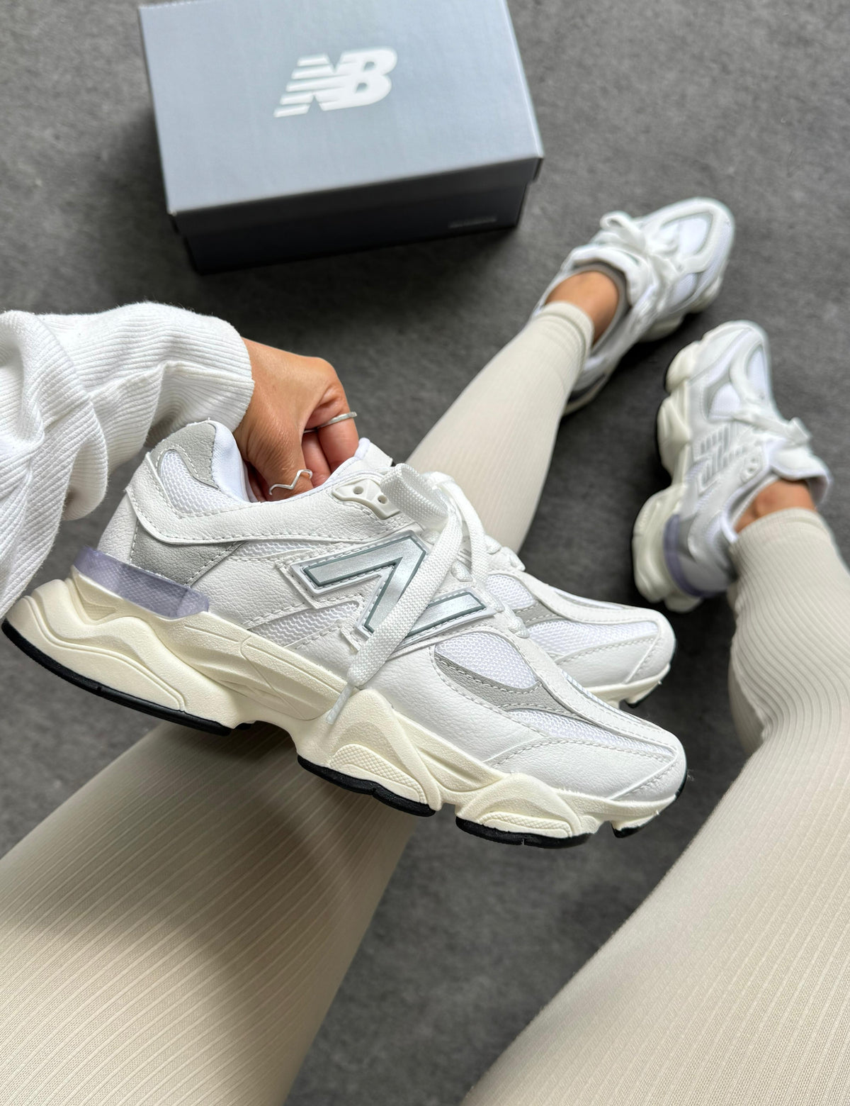 New Balance 9060 Branco/Cinza